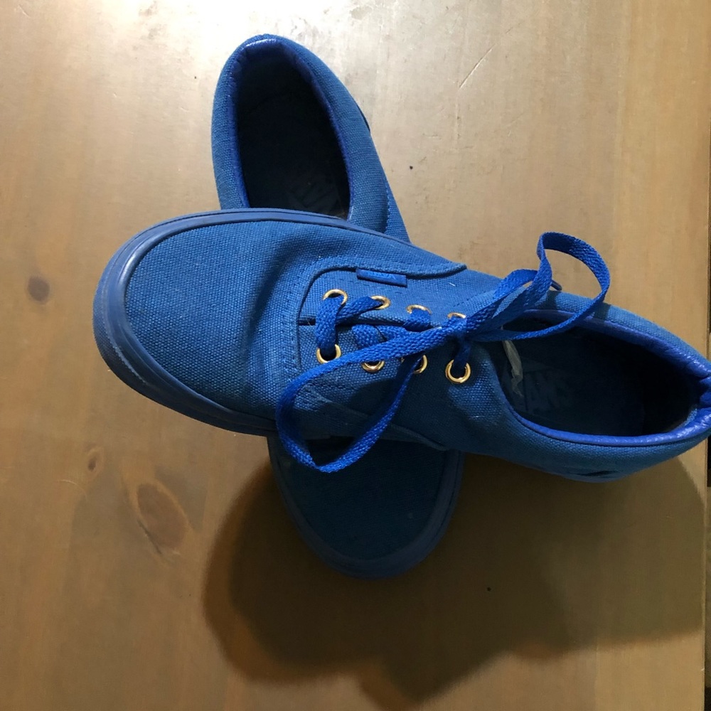 Shoe